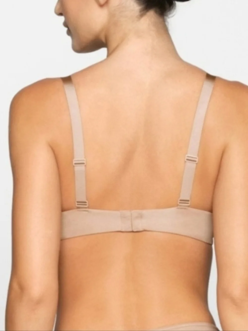 SKIMS▪️No Show Molded Unlined Demi Bra in Clay - Picture 2 of 8